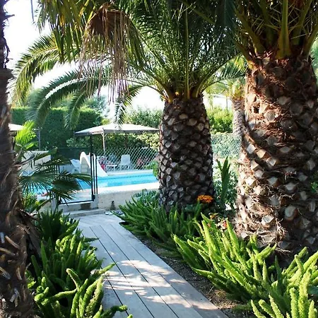 De La Palmeraie - Dans Propriete Privee Au Calme Avec Piscine Et Tennis * Bormes-les-Mimosas